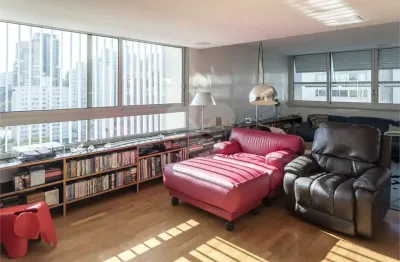 Apartamento reformado com 160 m2 2 quartos (sendo 1 suíte) e 1 vaga em jardim américa