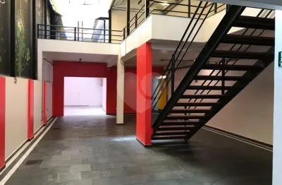 Ponto comercial para alugar na Rua Antônio Carlos, --, Bela Vista, São Paulo