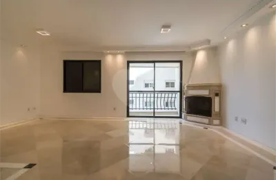 Apartamento com 3 quartos à venda na Rua Zacarias de Gois, --, Campo Belo, São Paulo