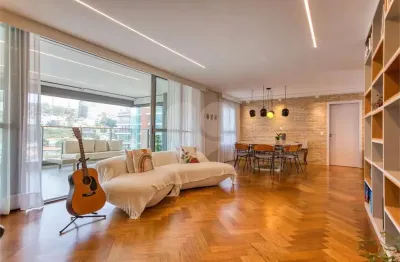 Apartamento alto padrão, 3 suites, varanda gourmet, 200 m2 no sumaré
