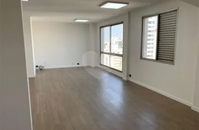 Apartamento em andar alto,  189 metros úteis, 3 vagas - jardim paulista