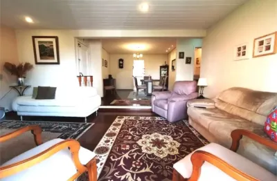 3 dormitórios com 140m² ,  varanda e  lazer completa no morumbi