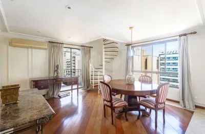 Cobertura na alameda campinas com 2 amplas suítes, 2 vagas de garagem, piscina privativa!