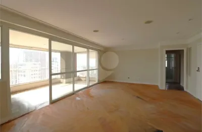 Moema (pássaros) - terraço com churrasqueira - próximo ao parque do ibirapuera