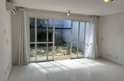 Casa com 3 quartos à venda na Rua Iraci, --, Jardim Europa, São Paulo