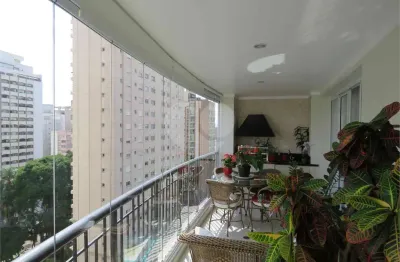 Apartamento com 3 quartos à venda na Rua Artur Prado, --, Bela Vista, São Paulo