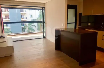 Apartamento com 2 quartos para alugar na Rua Ourânia, --, Vila Madalena, São Paulo