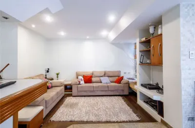 Sobrado à venda no planalto paulista – 324m², 3 quartos, 2 suítes e 2 vagas