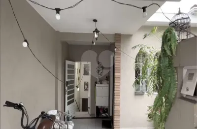 Casa à venda no planalto paulista, 5 quartos, 3 suítes, próximo ao metrô saúde e são judas