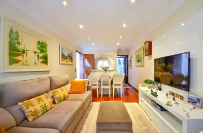 Casa com 3 quartos à venda na Rua Gil Fernandes, --, Saúde, São Paulo