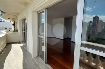 Apartamento com 4 quartos para alugar na Rua Paraguassu, --, Perdizes, São Paulo