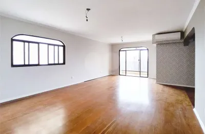Apartamento com 4 quartos à venda na Rua Girassol, --, Vila Madalena, São Paulo