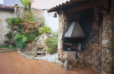 Oportunidade - casa com 3 dormitórios e design muito especial em localização privilegiada