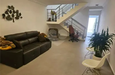 Casa com 3 quartos à venda na Rua Demóstenes, --, Campo Belo, São Paulo