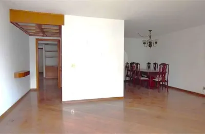 Moema - próximo ao colégio mobile - quatro suítes, três vagas na garagem