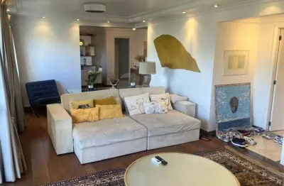 Ótimo apartamento 3 suites, 3 vagas, reformado, elevador social privativo, em moema pássaros!