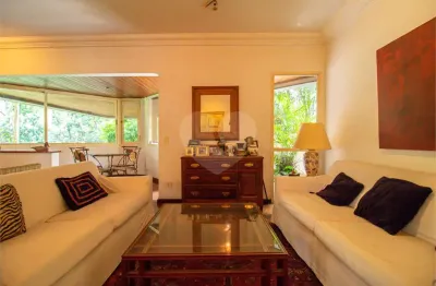 Apartamento à venda com 3 suítes, escritório, home theater,  terraço, 4 vagas