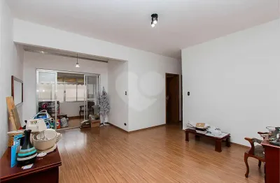 Apartamento com 2 quartos à venda na Rua dos Pinheiros, --, Pinheiros, São Paulo