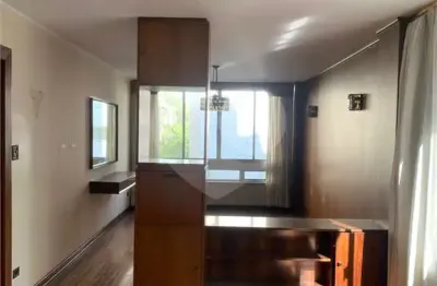 Apartamento com 3 quartos para alugar na Rua Doutor Rafael de Barros, --, Paraíso, São Paulo