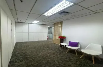 Conjunto comercial para locação, com 367,50m² no melhor endereço de moema.