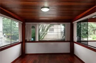 Casa com 4 quartos à venda na Rua Catão, --, Vila Romana, São Paulo