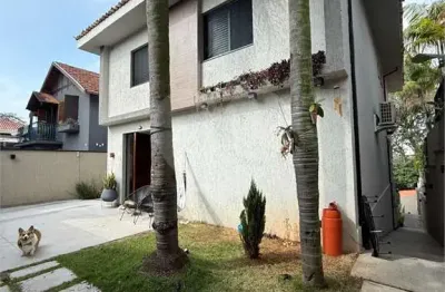 Casa com 5 quartos à venda na Rua Petrópolis, --, Sumaré, São Paulo