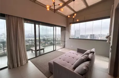 Duplex para venda em pinheiros com 4 quartos, sendo 4 suítes, 260m²