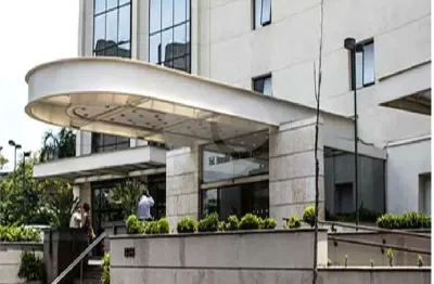 Casa comercial para alugar na Avenida Doutor Cardoso de Melo, --, Vila Olímpia, São Paulo