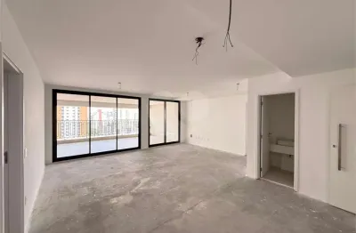 Excelente aproveitamento das plantas, amplos dormitórios., hall privativo e lazer de alto nível.