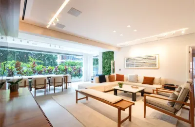 Apartamento à venda de 237 m² no campo belo de 4 quartos sendo 3 suites e 3 vagas.