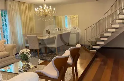 Casa com 3 quartos à venda na Avenida Ceci, --, Planalto Paulista, São Paulo