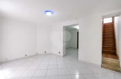 Casa à venda na Rua Doutor Franco da Rocha, --, Perdizes, São Paulo