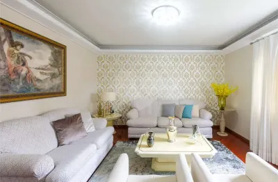 Casa à venda no planalto paulista – 340m², quartos, 3 suítes e 3 vagas de garagem