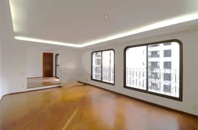 Apartamento com 4 quartos à venda na Avenida Jamaris, --, Moema, São Paulo