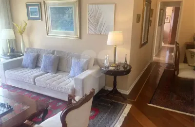 Ótimo apartamento na vila mariana, tem 115,36 m² 3 quartos 1 suíte 2 vagas, ao lado do museu casa modernista cidade de são paulo!