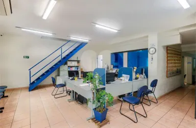 Oportunidade Única – 2 Imóveis Comerciais à Venda Juntos | Vila Mariana | Rua França Pinto | 575 m² Construídos | 20 Salas | 12 Banheiros