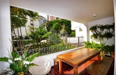 Bairro jardim paulista- 190 m² - reformado - cozinha americana - 2 vagas