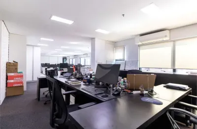 Conjunto comercial para venda e locação em pinheiros, 240m²