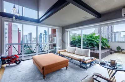 Apartamento no Itaim Bibi reformado, duplex , area livre com churrasqueira e jacuzzi