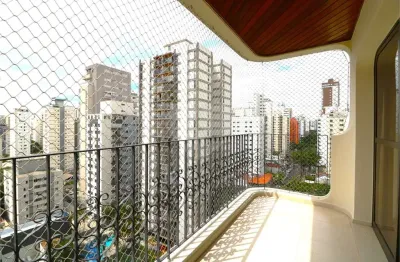 Moema - quatro dormitórios (duas suítes) - duas vagas paralelas