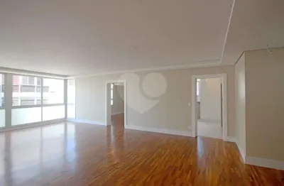 Apartamento com 3 quartos à venda na Rua Pará, --, Bela Vista, São Paulo