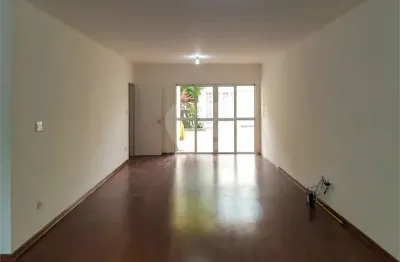 Casa com 3 quartos à venda na Rua do Minho, --, Jardim Luzitânia, São Paulo
