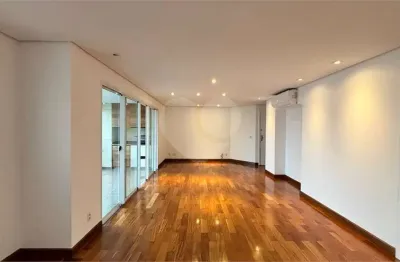 Apartamento para locação em moema | andar alto | 3 dormitórios | churrasqueira na varanda | 3 vagas de garagem