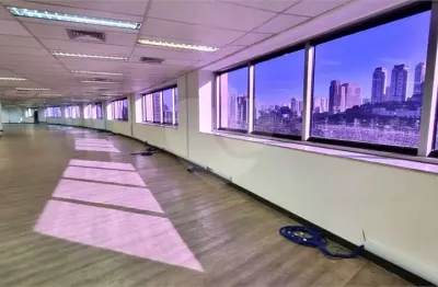 Sala comercial para alugar na Vila Olímpia, São Paulo 