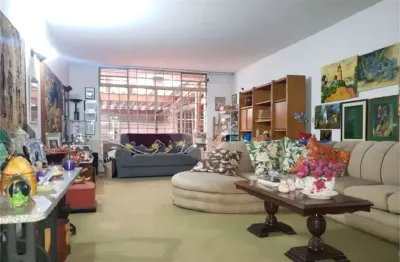 Casa com 5 quartos para alugar na Vila Cordeiro, São Paulo 