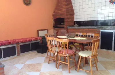 Casa com 4 quartos para alugar na Vila Mariana, São Paulo 