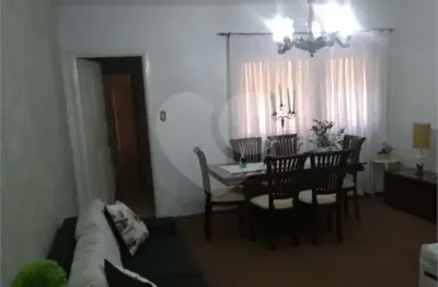Casa com 4 quartos para alugar na Pompéia, São Paulo 