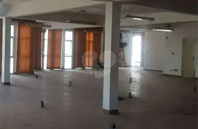 Prédio para alugar em Alto da Lapa, São Paulo 