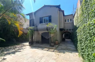Casa com 4 quartos à venda no Jardim Paulista, São Paulo 