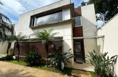 Casa em condomínio fechado com 4 quartos à venda no Campo Belo, São Paulo 